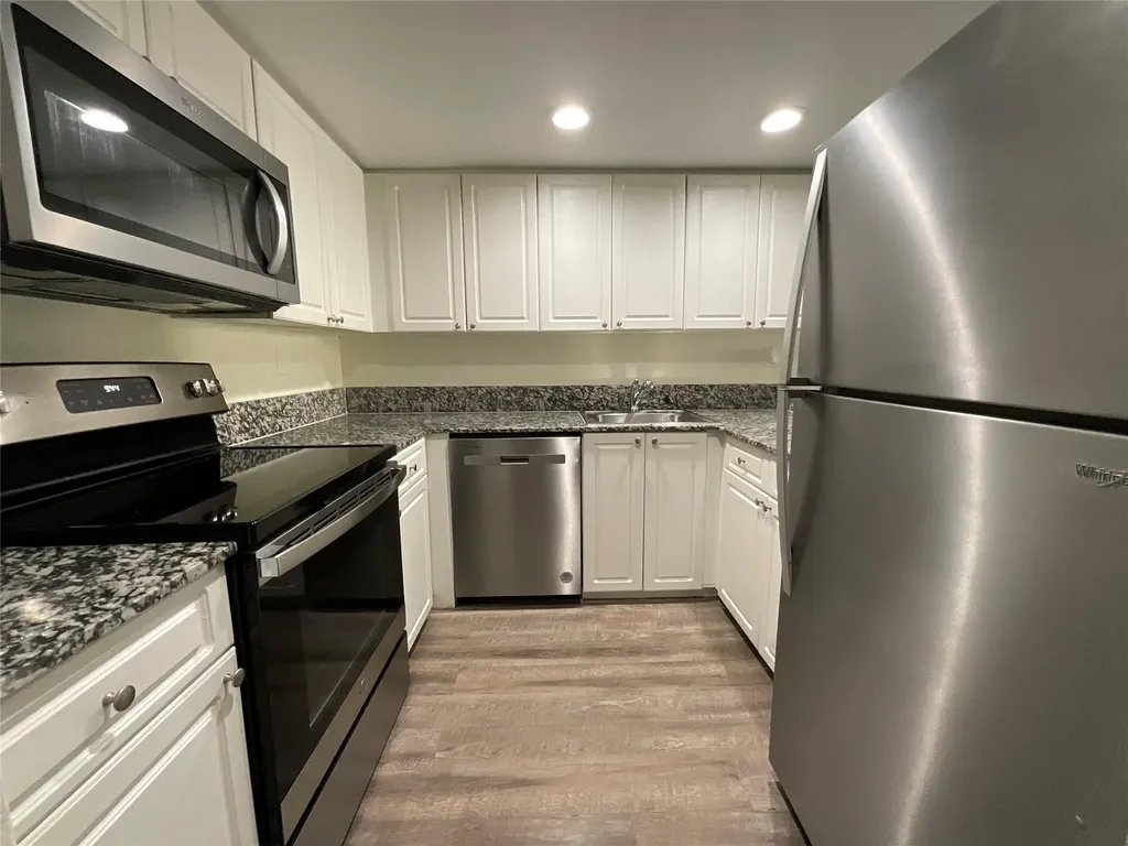 19455 NE 10 Avenue North Miami Beach FL 33179