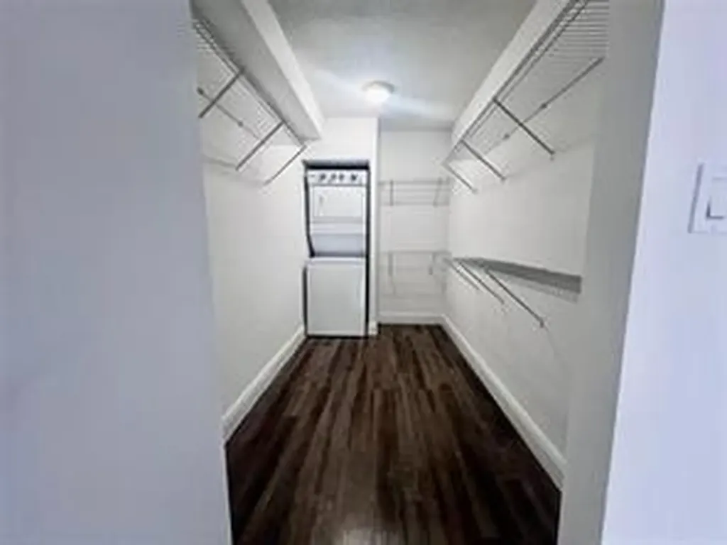 19455 NE 10 Avenue North Miami Beach FL 33179