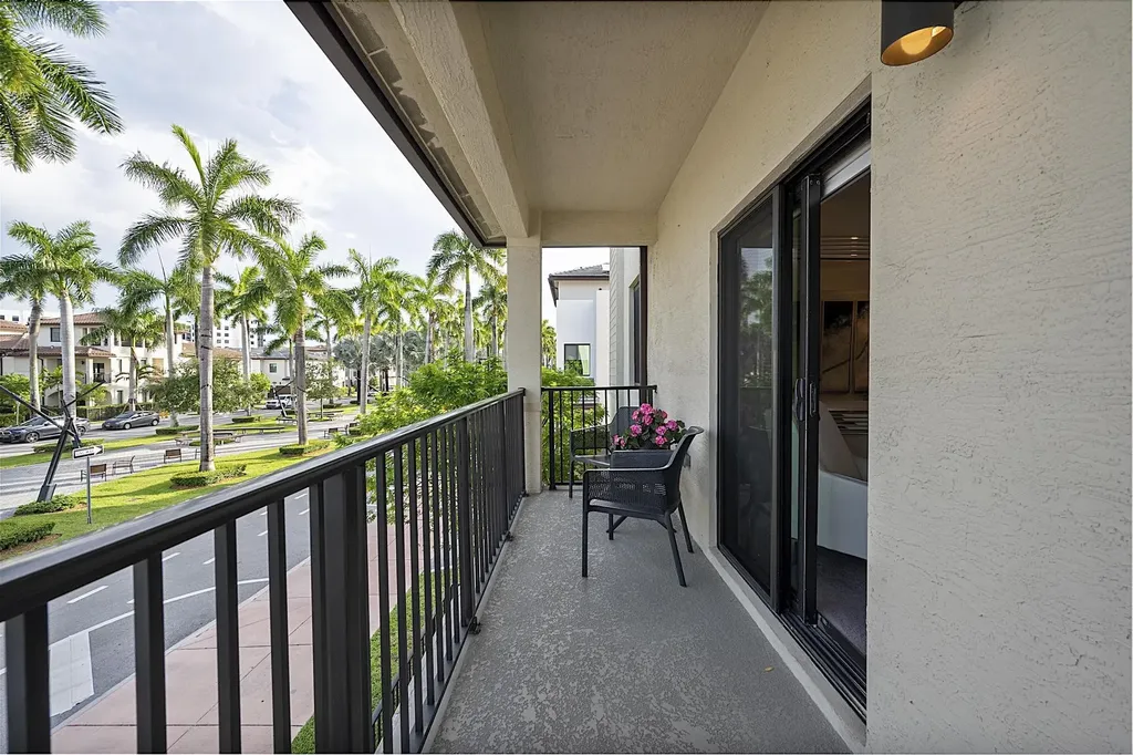 8321 Central Park Boulevard Doral FL 33166