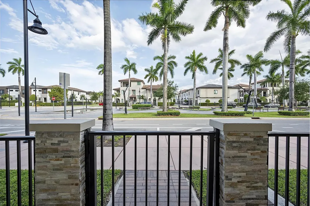 8321 Central Park Boulevard Doral FL 33166