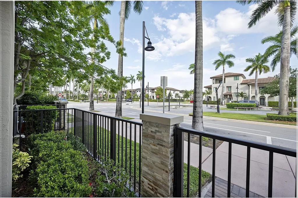 8321 Central Park Boulevard Doral FL 33166