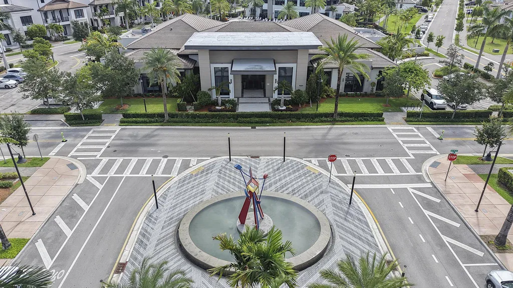 8321 Central Park Boulevard Doral FL 33166