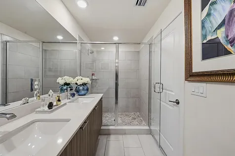 8321 Central Park Boulevard Doral FL 33166