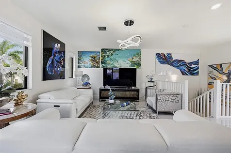 8321 Central Park Boulevard Doral FL 33166