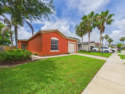 157 Blue Grotto Drive Fort Pierce FL 34945