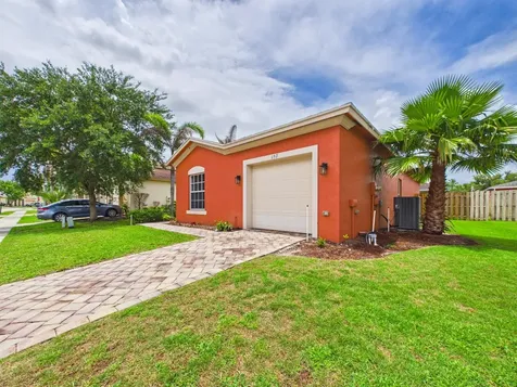 157 Blue Grotto Drive Fort Pierce FL 34945