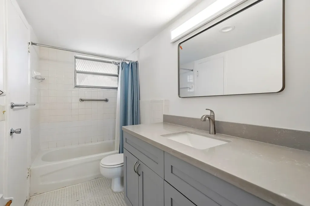 1333 E Hallandale Beach Boulevard Hallandale Beach FL 33009