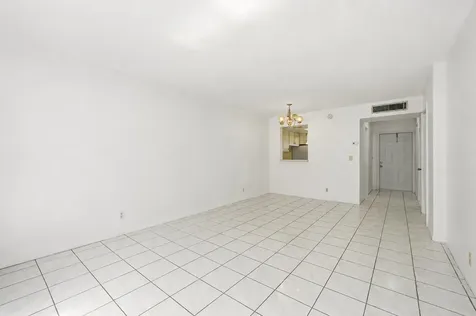 1333 E Hallandale Beach Boulevard Hallandale Beach FL 33009