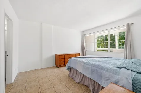 1333 E Hallandale Beach Boulevard Hallandale Beach FL 33009