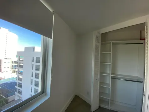 5401 Collins Avenue Miami Beach FL 33140