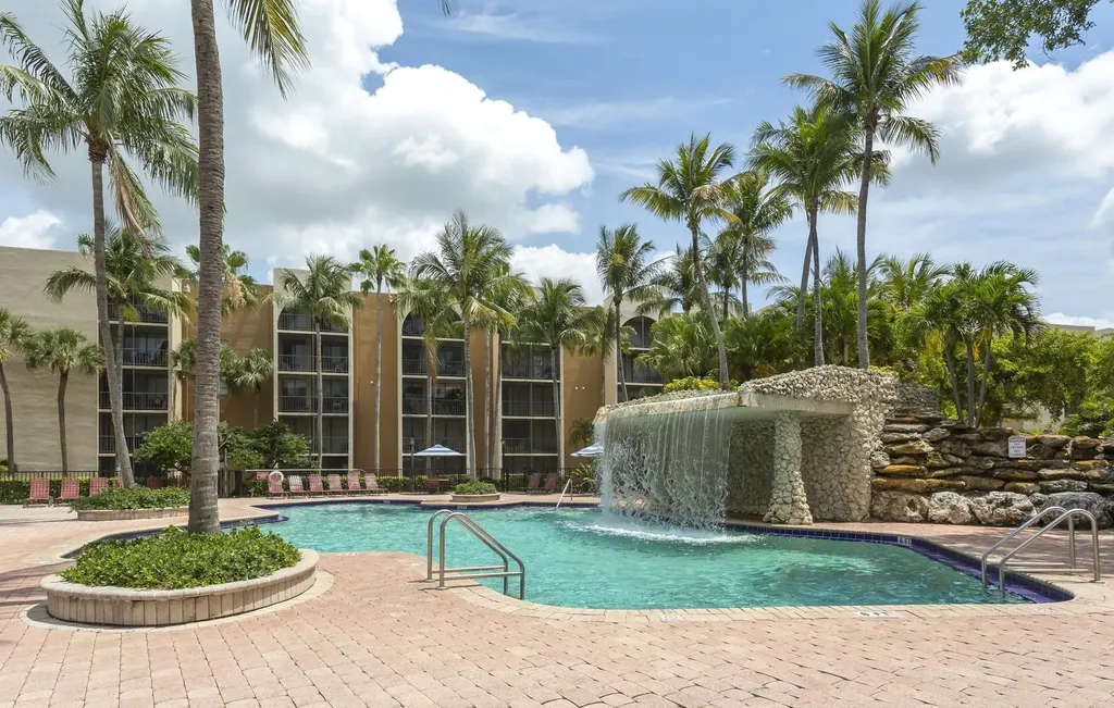 19455 NE 10 Avenue North Miami Beach FL 33179