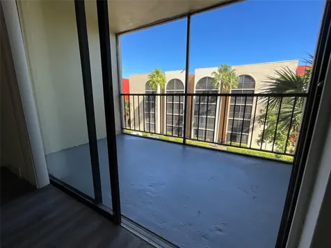 19455 NE 10 Avenue North Miami Beach FL 33179