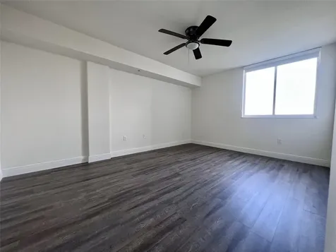19455 NE 10 Avenue North Miami Beach FL 33179
