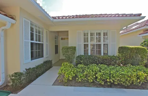 160 Lost Bridge Drive Palm Beach Gardens FL 33410