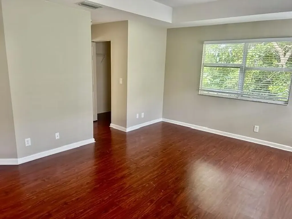 541 Alejandro Lane West Palm Beach FL 33413