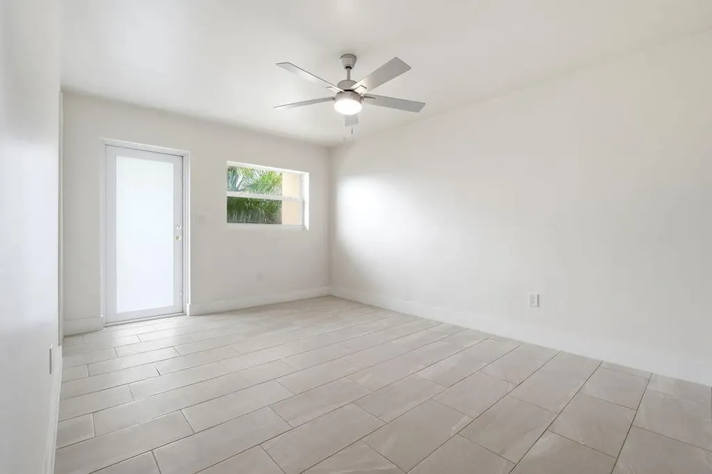 1747 Rodman Street Hollywood FL 33020