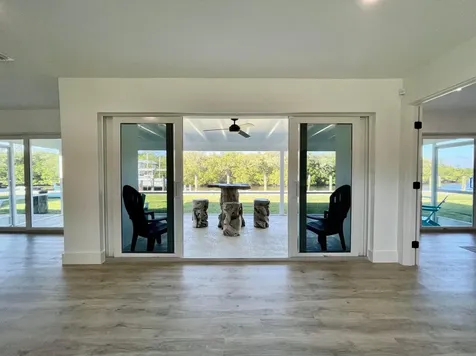 8585 SE Palm Street Hobe Sound FL 33455