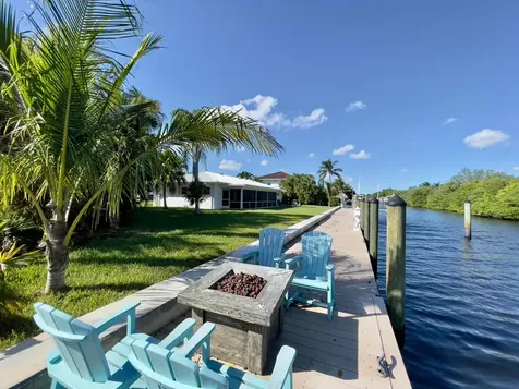 8585 SE Palm Street Hobe Sound FL 33455