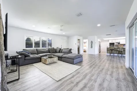 8585 SE Palm Street Hobe Sound FL 33455