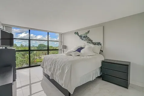 600 Parkview Drive Hallandale Beach FL 33009