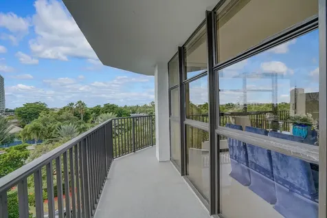 600 Parkview Drive Hallandale Beach FL 33009