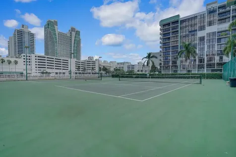 600 Parkview Drive Hallandale Beach FL 33009