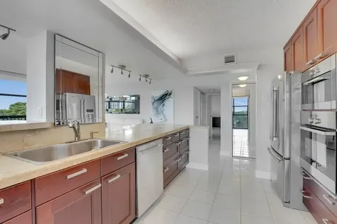 600 Parkview Drive Hallandale Beach FL 33009