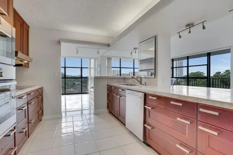 600 Parkview Drive Hallandale Beach FL 33009