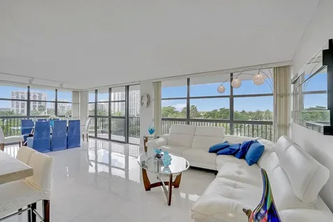 600 Parkview Drive Hallandale Beach FL 33009