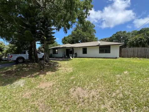 2008 S 30th Street Fort Pierce FL 34947
