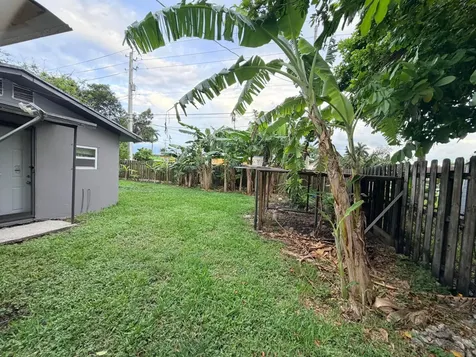 208 NW Avenue H Place Belle Glade FL 33430