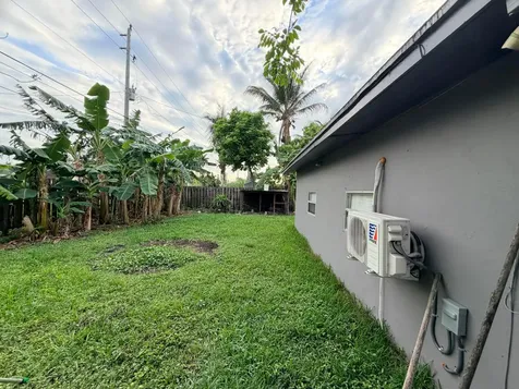 208 NW Avenue H Place Belle Glade FL 33430
