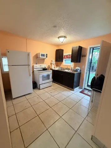 208 NW Avenue H Place Belle Glade FL 33430