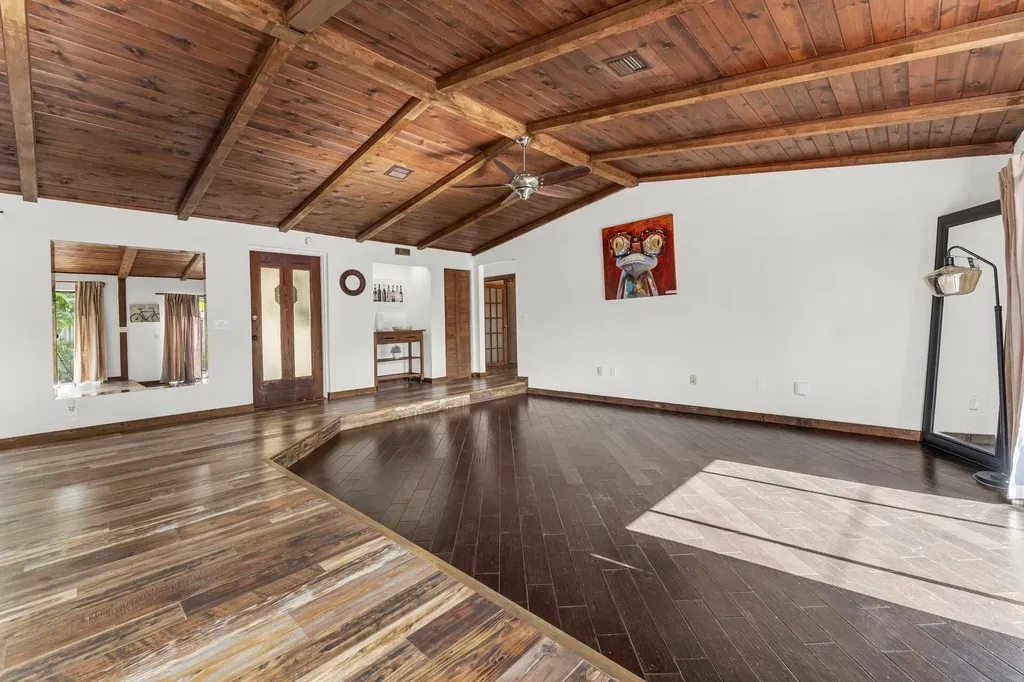 358 SW 32nd Terrace Deerfield Beach FL 33442