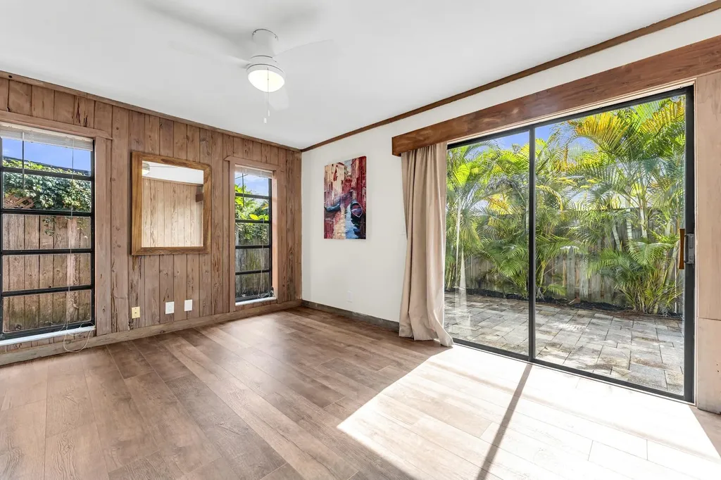 358 SW 32nd Terrace Deerfield Beach FL 33442