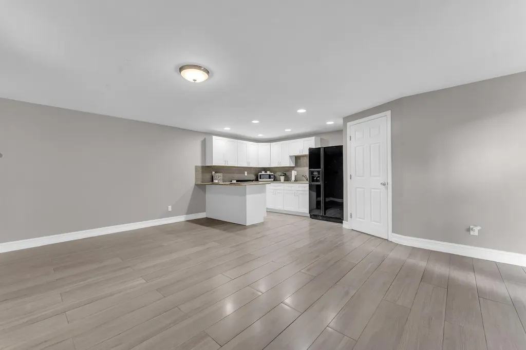 358 SW 32nd Terrace Deerfield Beach FL 33442