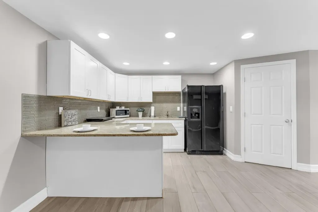 358 SW 32nd Terrace Deerfield Beach FL 33442
