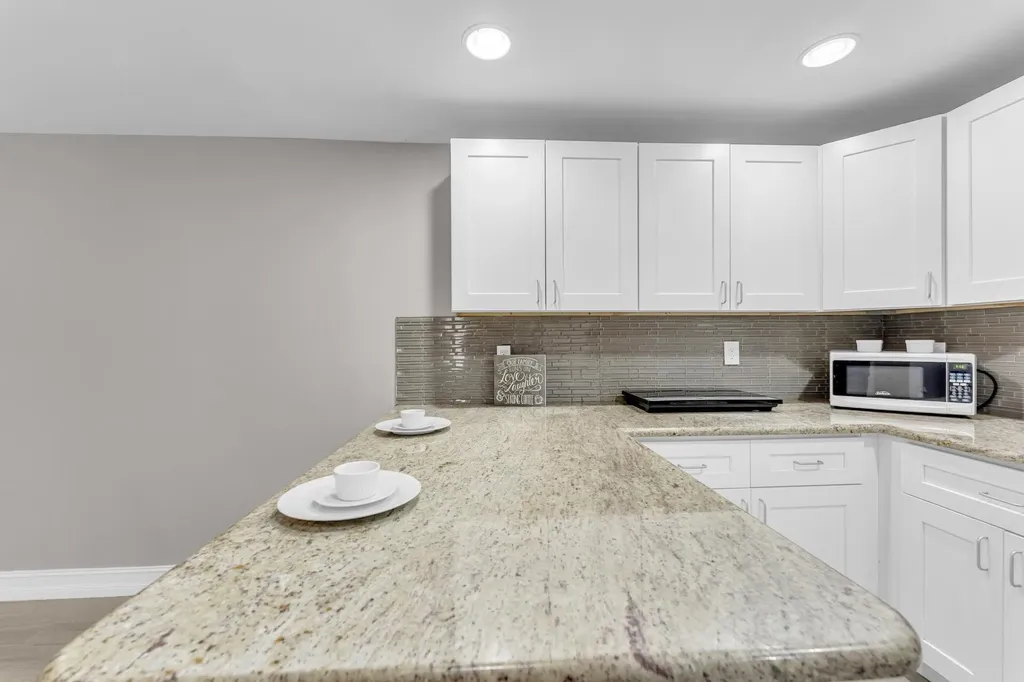 358 SW 32nd Terrace Deerfield Beach FL 33442