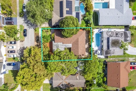 358 SW 32nd Terrace Deerfield Beach FL 33442