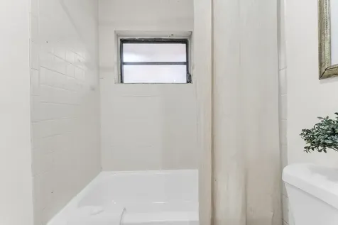 358 SW 32nd Terrace Deerfield Beach FL 33442