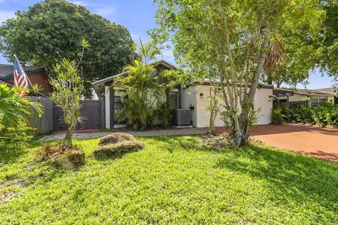 358 SW 32nd Terrace Deerfield Beach FL 33442