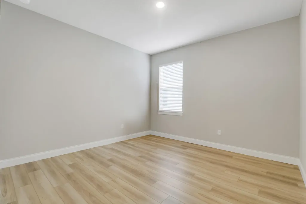 6545 NW Cloverdale Avenue Port St Lucie FL 34987