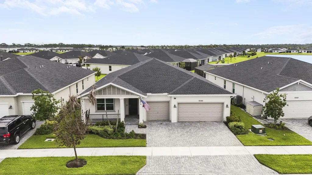 6545 NW Cloverdale Avenue Port St Lucie FL 34987