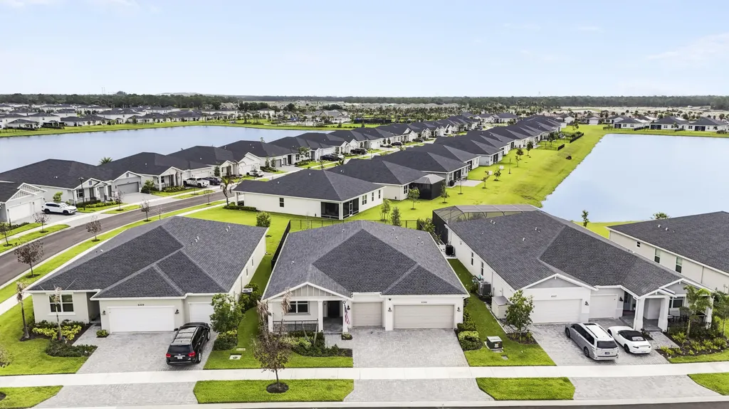 6545 NW Cloverdale Avenue Port St Lucie FL 34987