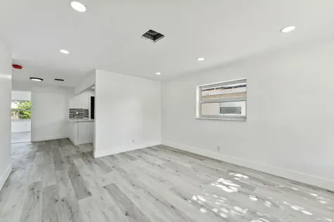573 NW 2nd Way Deerfield Beach FL 33441