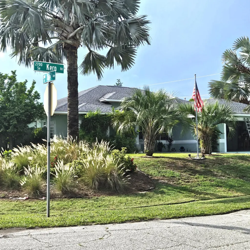 2720 SE Kern Road Port St Lucie FL 34984