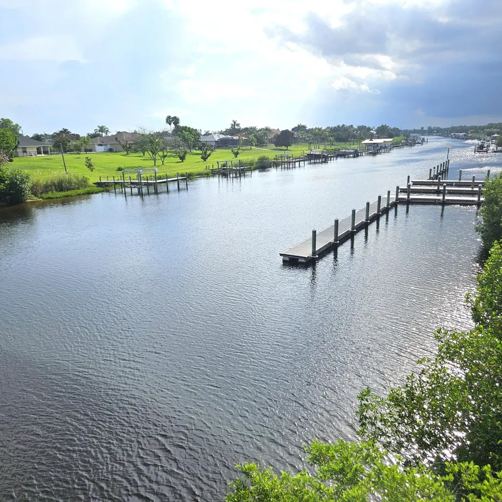 2720 SE Kern Road Port St Lucie FL 34984