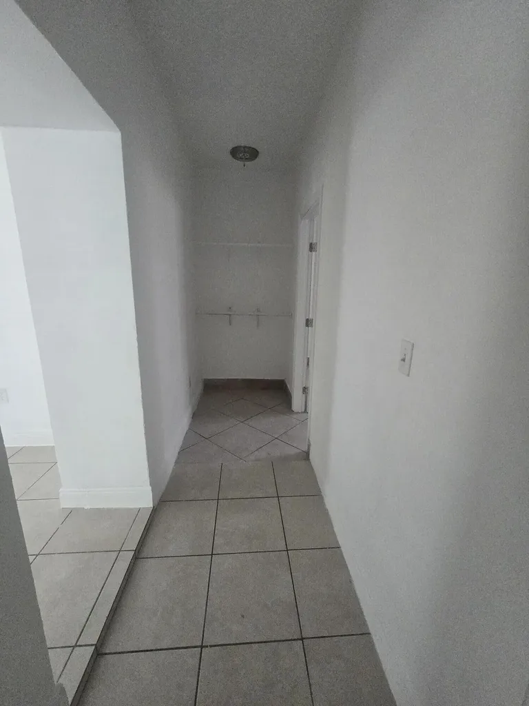 6209 Grant Street Hollywood FL 33024
