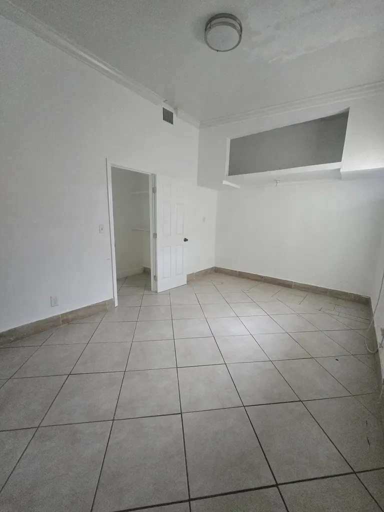 6209 Grant Street Hollywood FL 33024