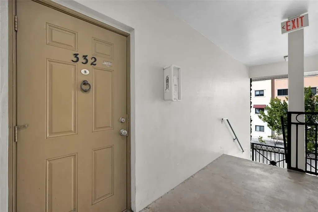 4850 SW 63rd Terrace Davie FL 33314